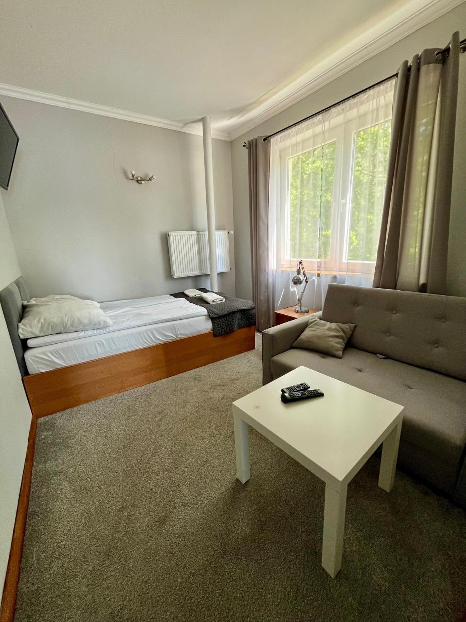 Gosciniec Rospuda 2 Hotel Augustów Eksteriør billede
